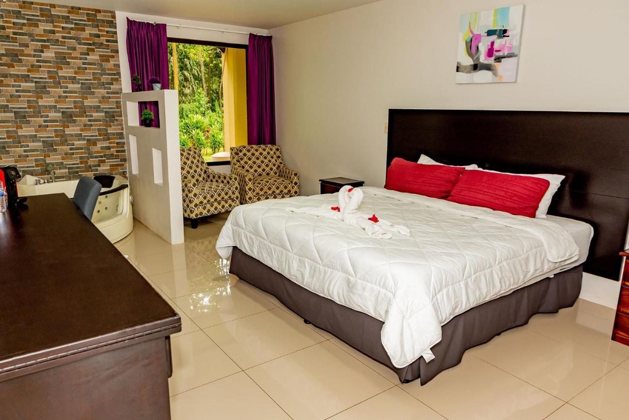 Hotel Los Rios Guácimo Exteriör bild