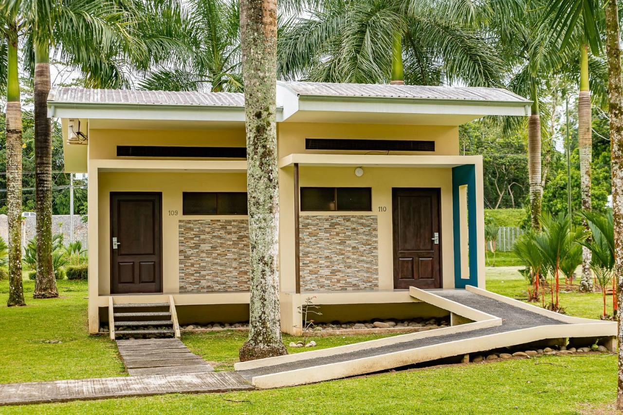 Hotel Los Rios Guácimo Exteriör bild